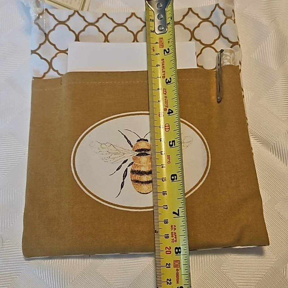 Alice's Cottage Gratitude Bag Bee Note Pad and Pen NWT